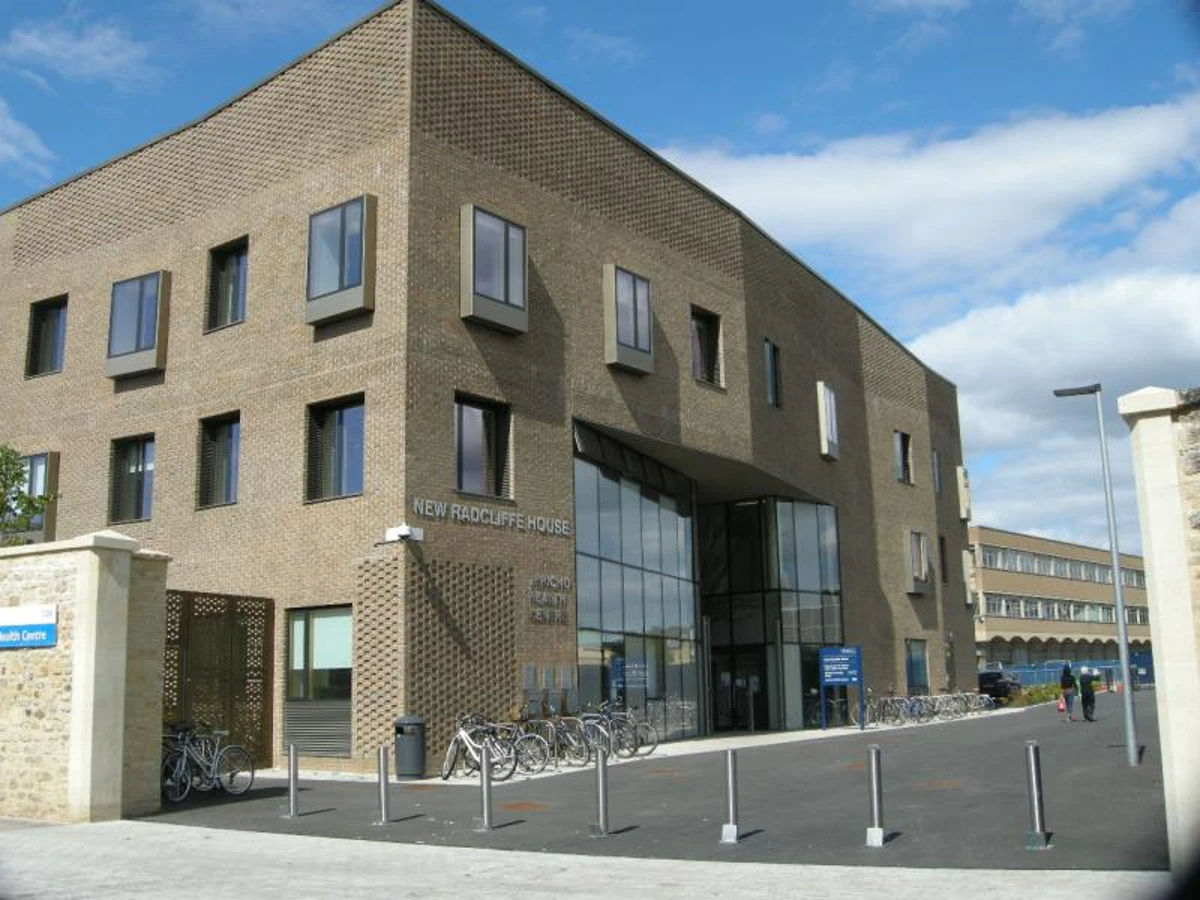 image of the Dr Leaver & Partners Surgery Building